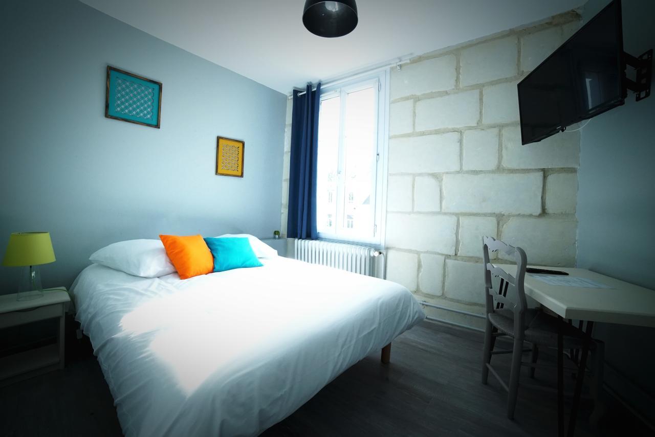 Hotel De La Gare Château-du-Loir エクステリア 写真